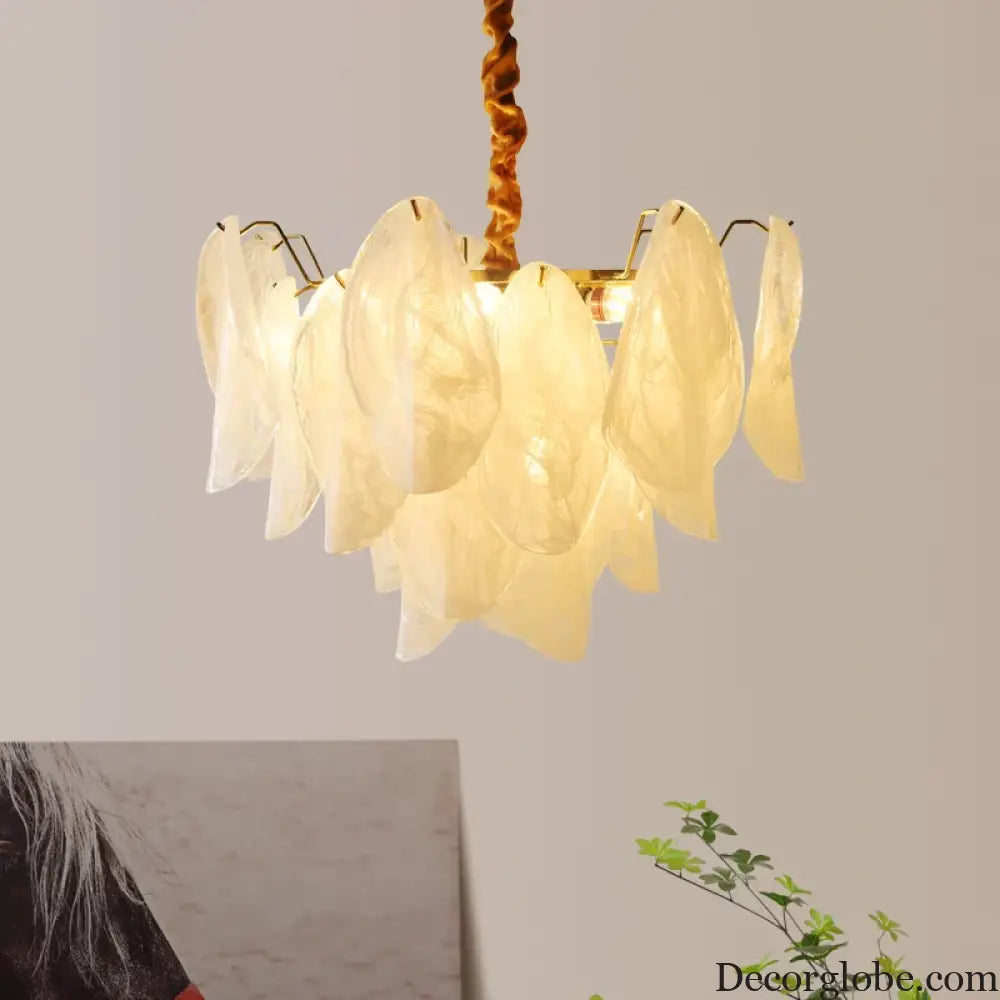 French Light and Luxury Restaurant Pendant Lamp - Postmodern Elegance with a Retro Glass Feather Design for Bedrooms and Dining Spaces - DecorGlobe